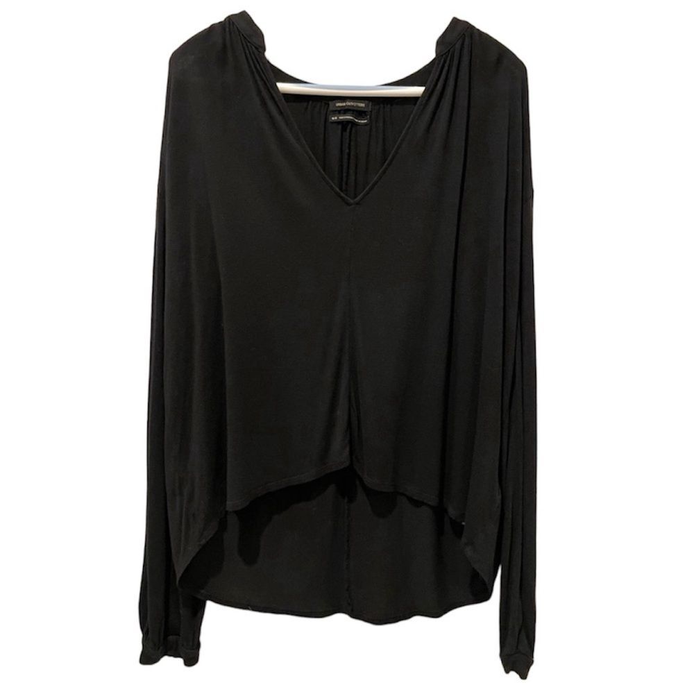 Urban Outfitters Hi-Low V-Neck Long Sleeve Shirt Blouse Black Women’s Medium